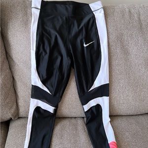 Nike workout leggings with drawstring.
